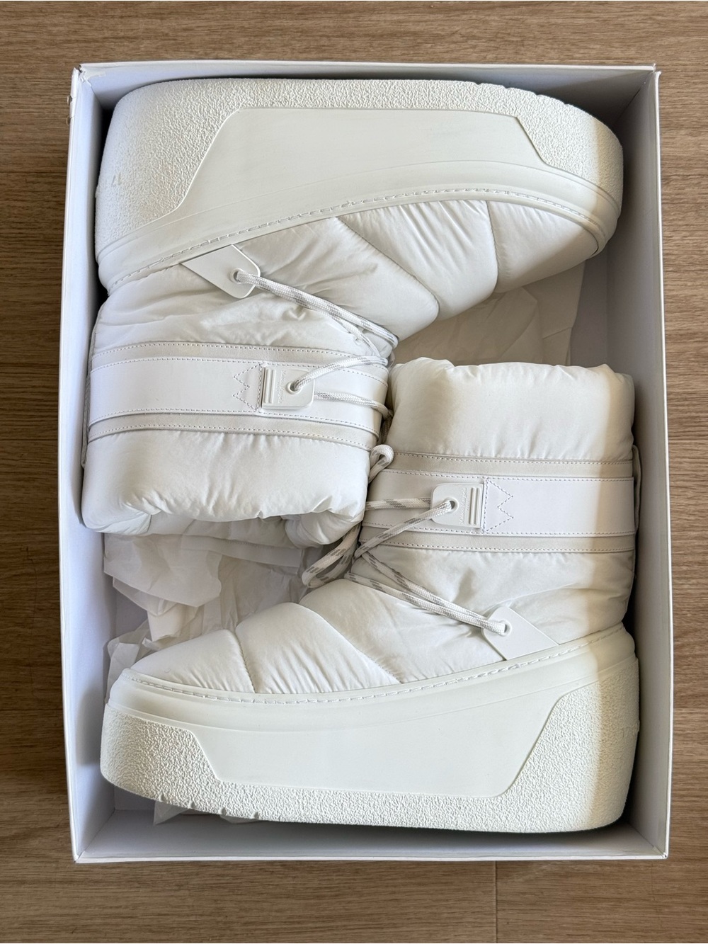 Maison Martin Margiela White Puffer Snow Boots